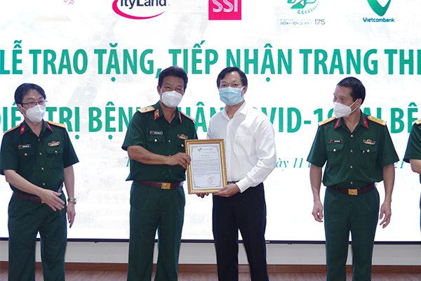CITYLAND TRAO TẶNG 3 TỶ ĐỒNG TRANG THIẾT BỊ Y TẾ ĐIỀU TRỊ COVID-19 CHO BỆNH VIỆN QUÂN Y 175